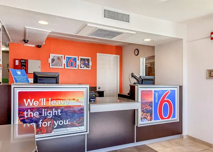 6-phoenix, Az - North Bell Road
