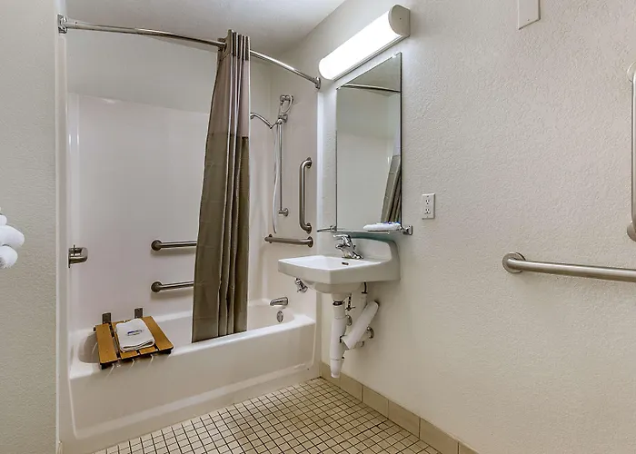 Hotel 6-phoenix, Az - North Bell Road